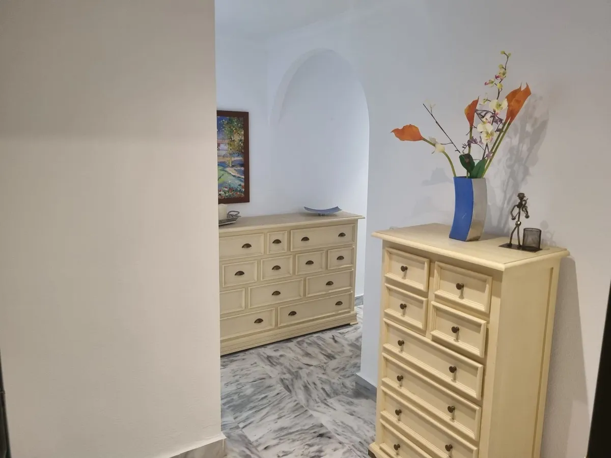 b9962db6-31c3-4f89-a9d5-7c7d5f2a7f36