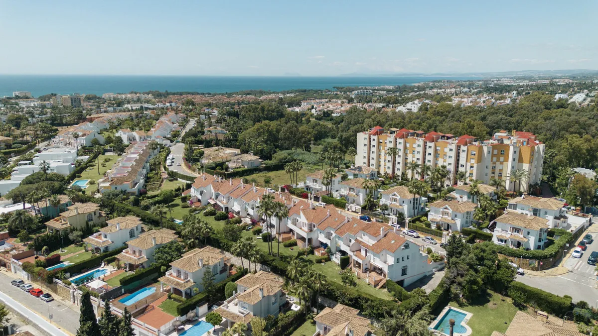 44a3fc5a-996d-4913-bbeb-7f8e25665a9e