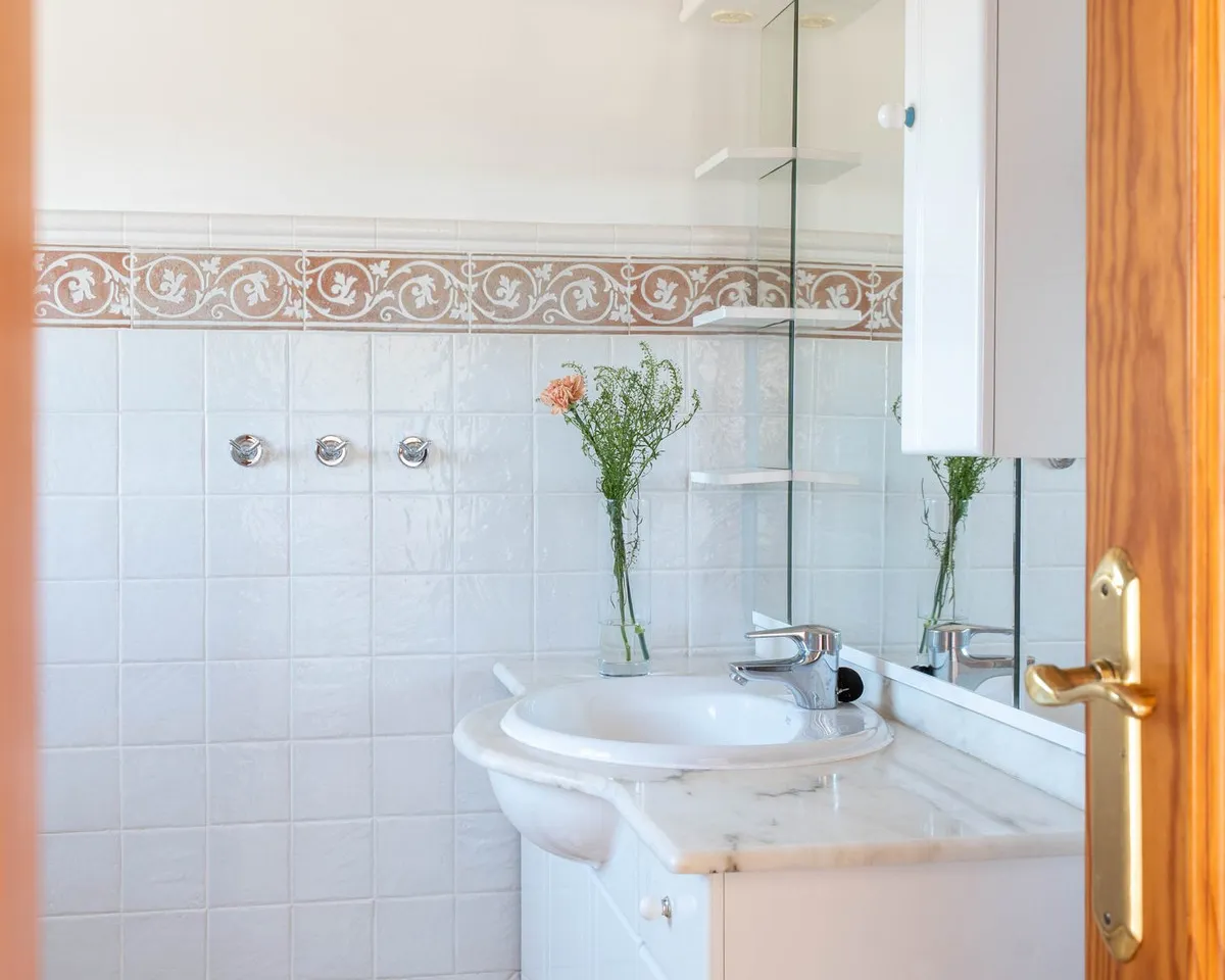 72af00fa-5412-424c-8694-bbeea9ef7898