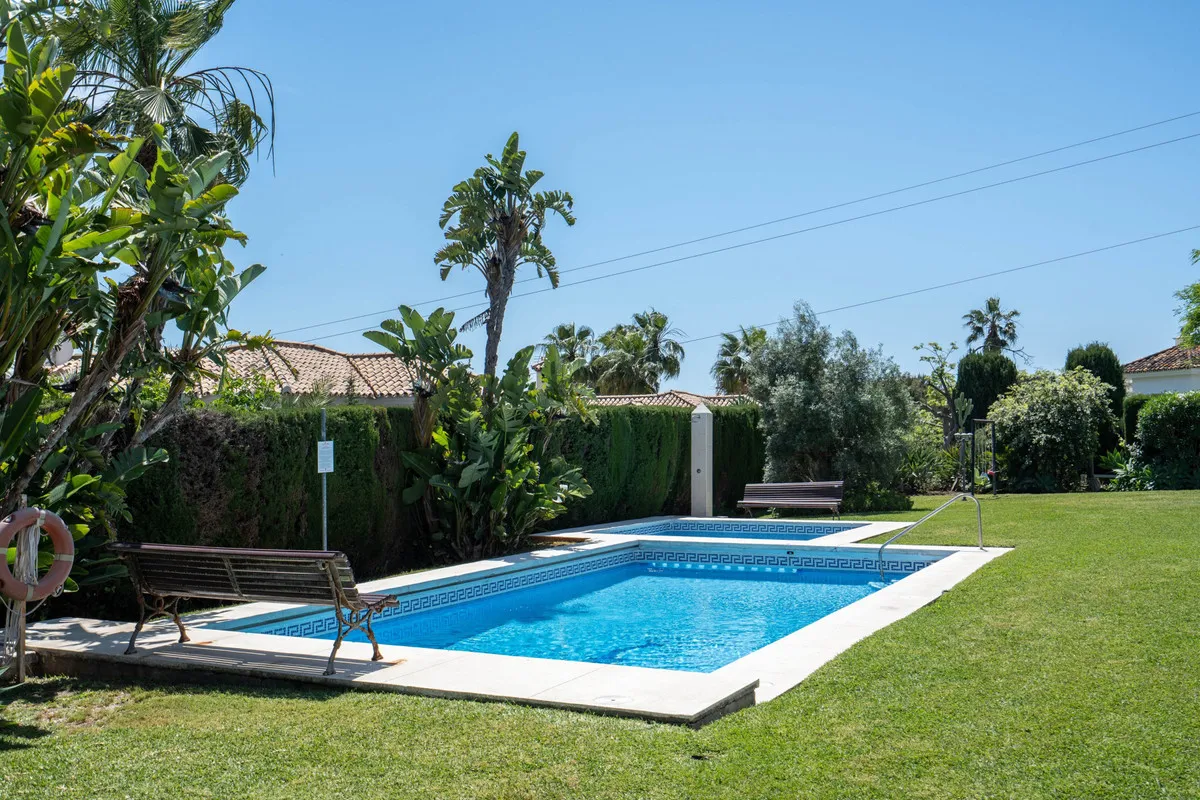 ca0e2b2d-56c3-4ede-9b52-1946a3d9a14b