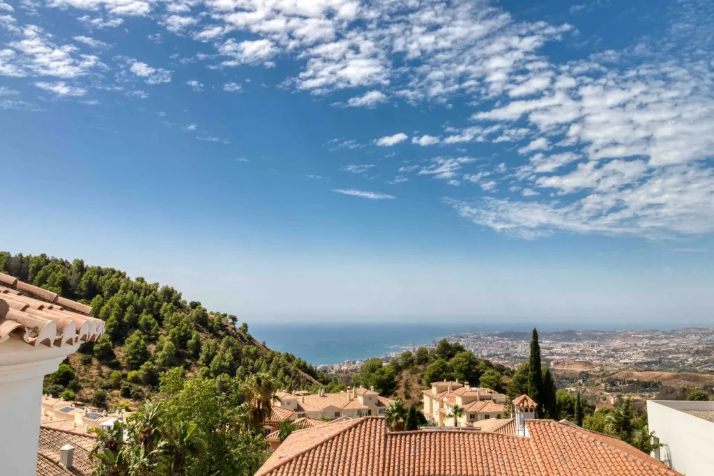 13689fef-e0f4-4f2d-9b4b-be99c513c10f