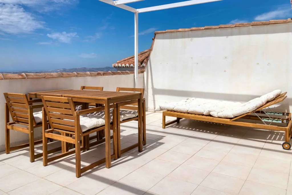 6ea26967-922b-43c1-af95-f3b1f69a1e8b