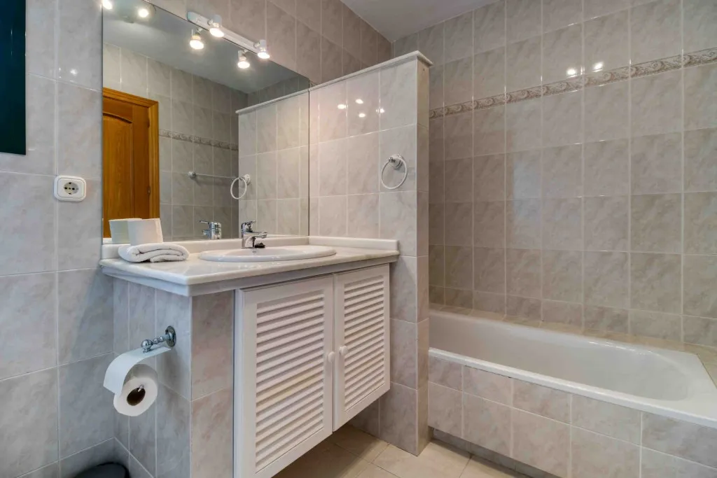 737266ff-f764-4d8a-afaf-cdcdb0c7ce15