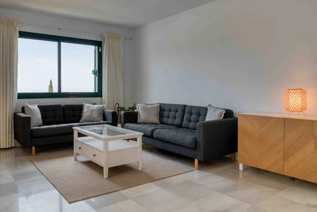 9fe1f61e-995f-4b62-a793-908565d8e2af