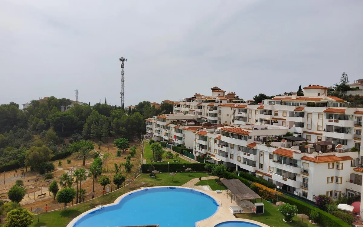 9d45a52b-03db-4cff-8e06-63560c88d470