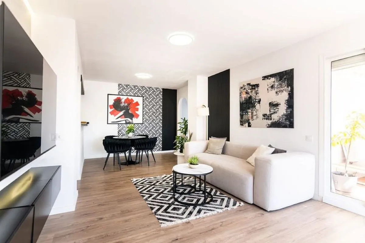 8bffc492-cadc-48da-83c9-961b47a208ad