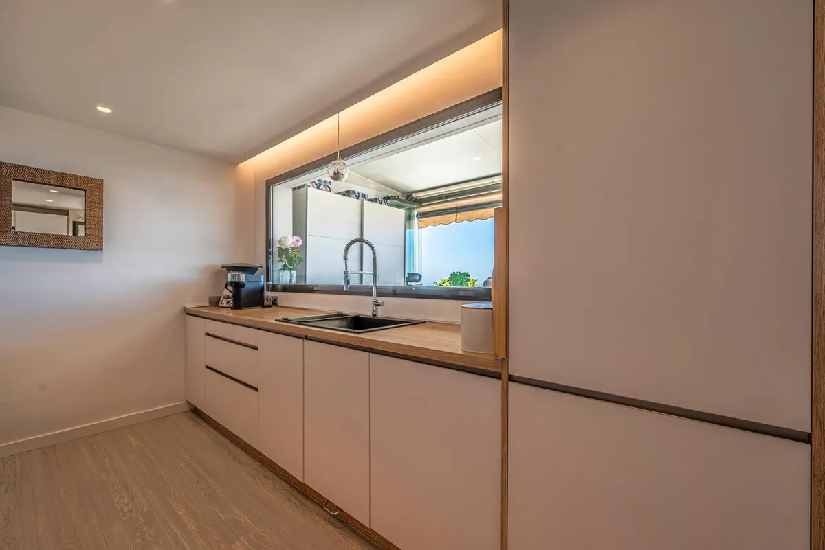 fade04a1-0ab0-4bee-bf7c-cf0290407936