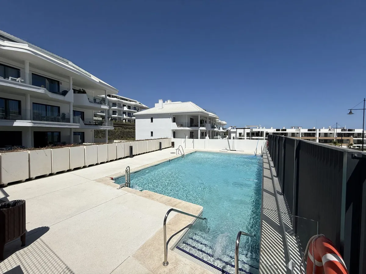 95b3ae98-43d4-461b-9caa-8b18b7a16af0