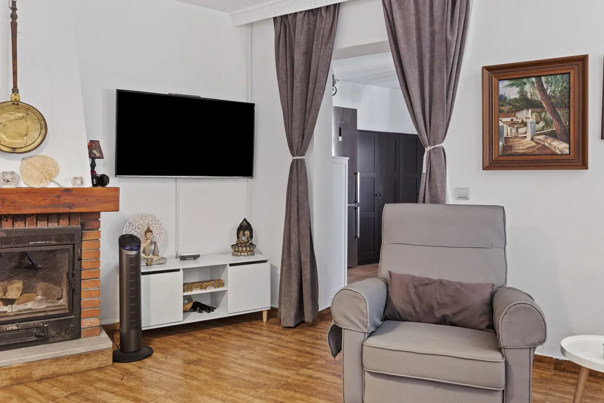 698e9350-aec7-498d-b9bf-32cb954bfcf8