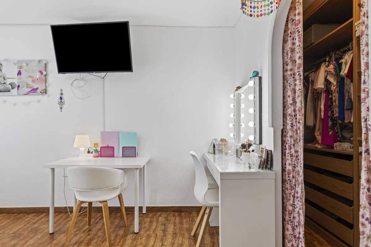 e7656293-ec9e-4d4f-b393-f51764ba89d3