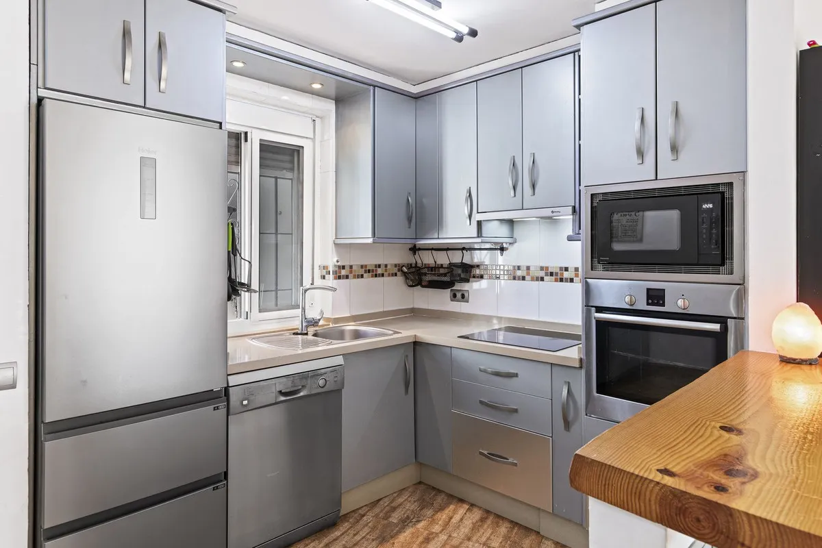 f5162684-d0e0-49aa-814d-73d5dd6481bc