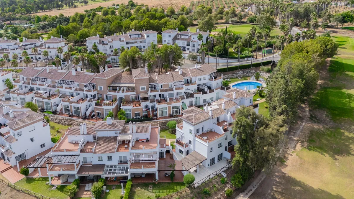 01243137-017d-4950-9d7b-f3fe6f99a9f5