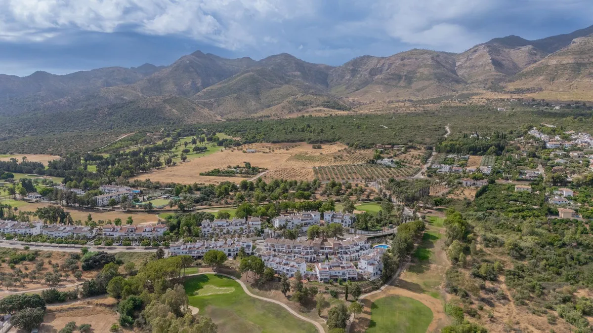 530696a1-56e1-4b75-8a46-e26c8224bd9f