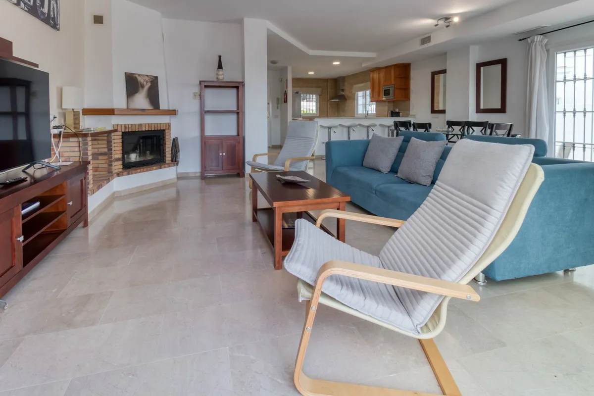 71c77263-1124-4f4f-a1bd-75f50102dd11