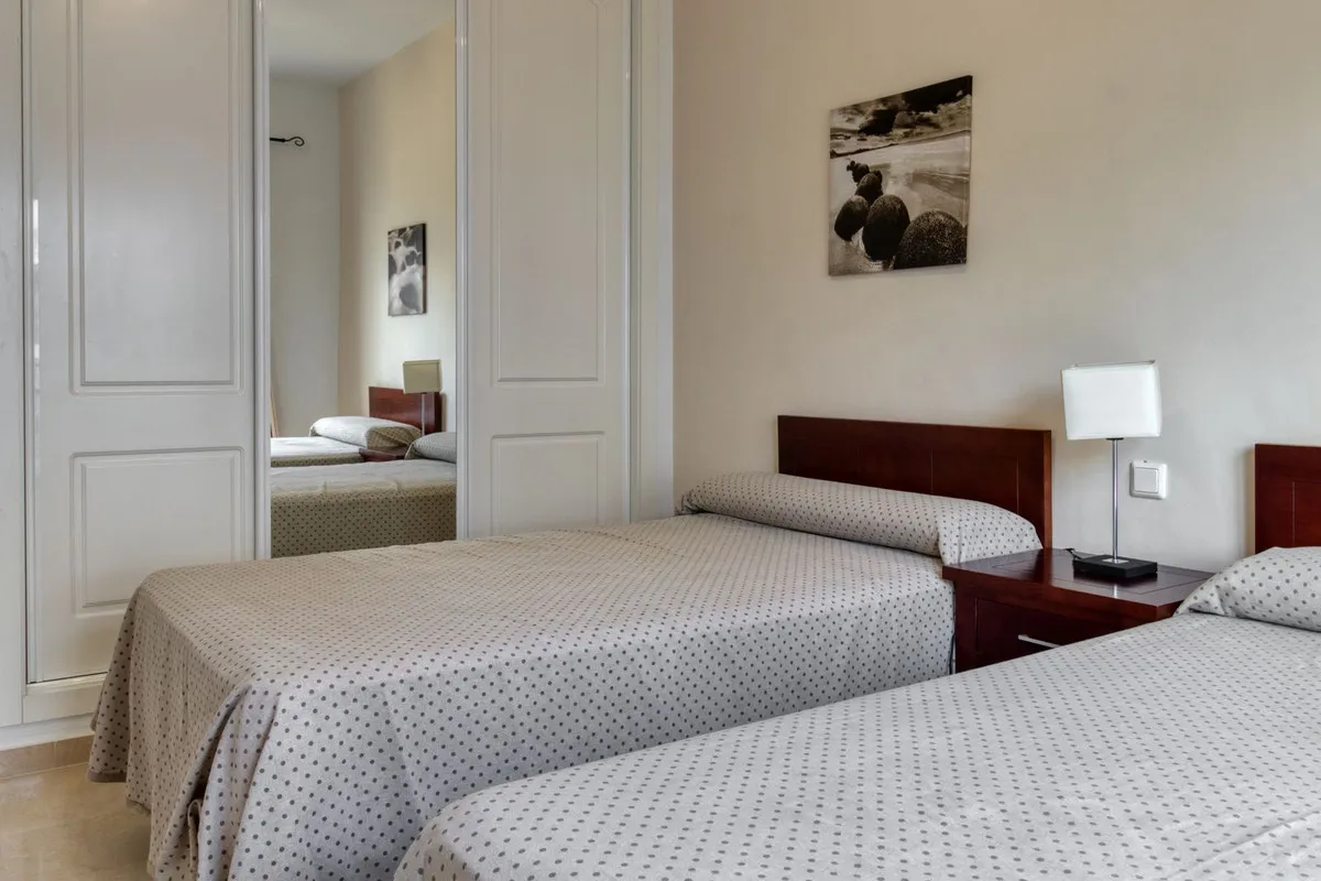 885c61c4-57d2-4cde-8088-d439698c87fd