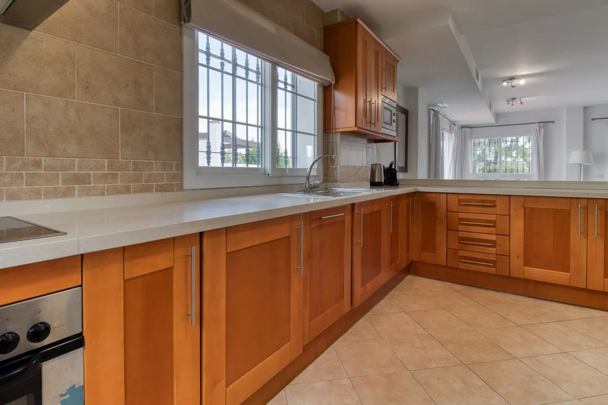 9dd5bbca-0aec-4cb5-a785-bb380fcc5dd8