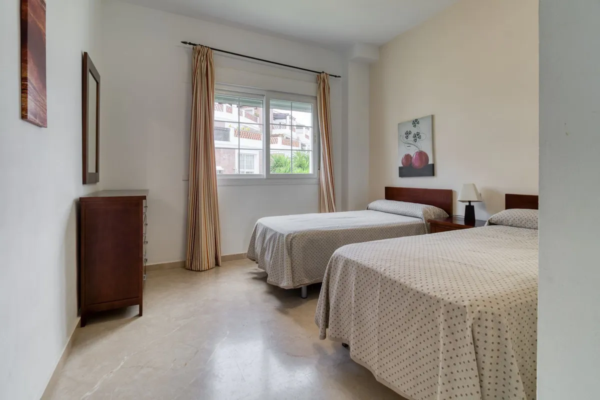 e23cf38b-4c97-4e53-af84-32e5352d3890