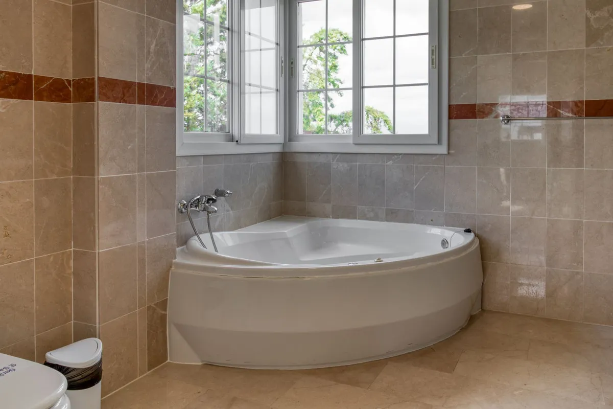 83bf9158-1397-4df0-9df5-3a0a887a65bb