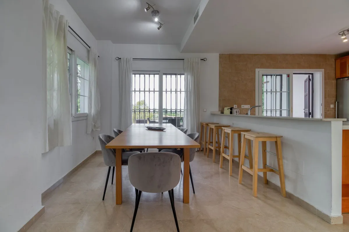 cf9845be-c2b7-447e-acf3-19375ec365be