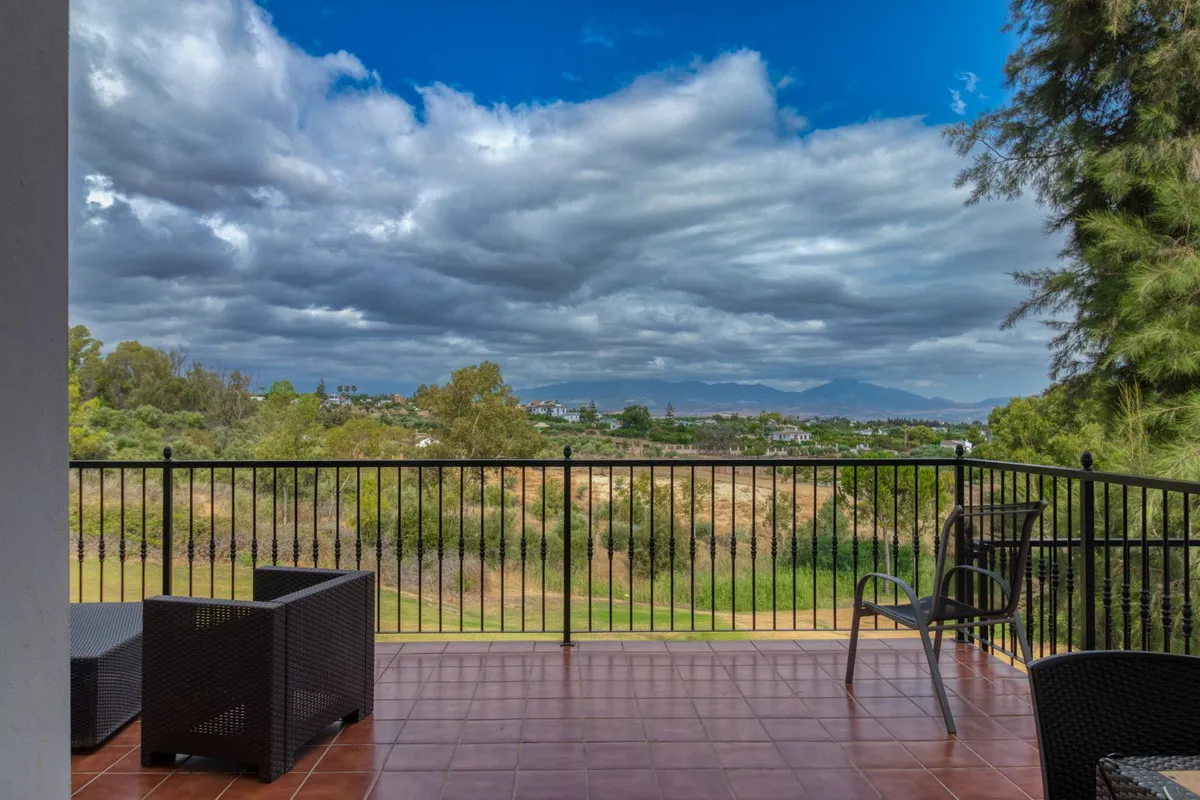 d6b9c8ab-d45c-4dd2-b69e-cd8d9c571196