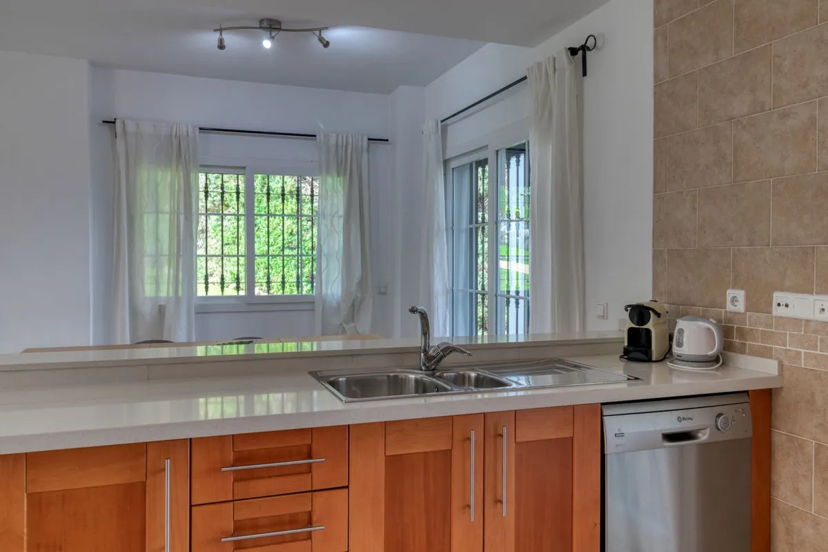 db4030ec-68d2-43b1-9f21-3ebd8ae249eb