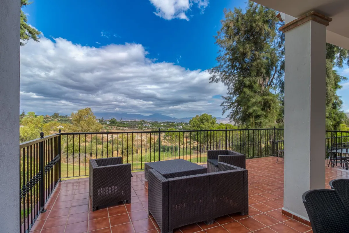 e905ec49-afa2-472f-b52c-484dfbf493aa