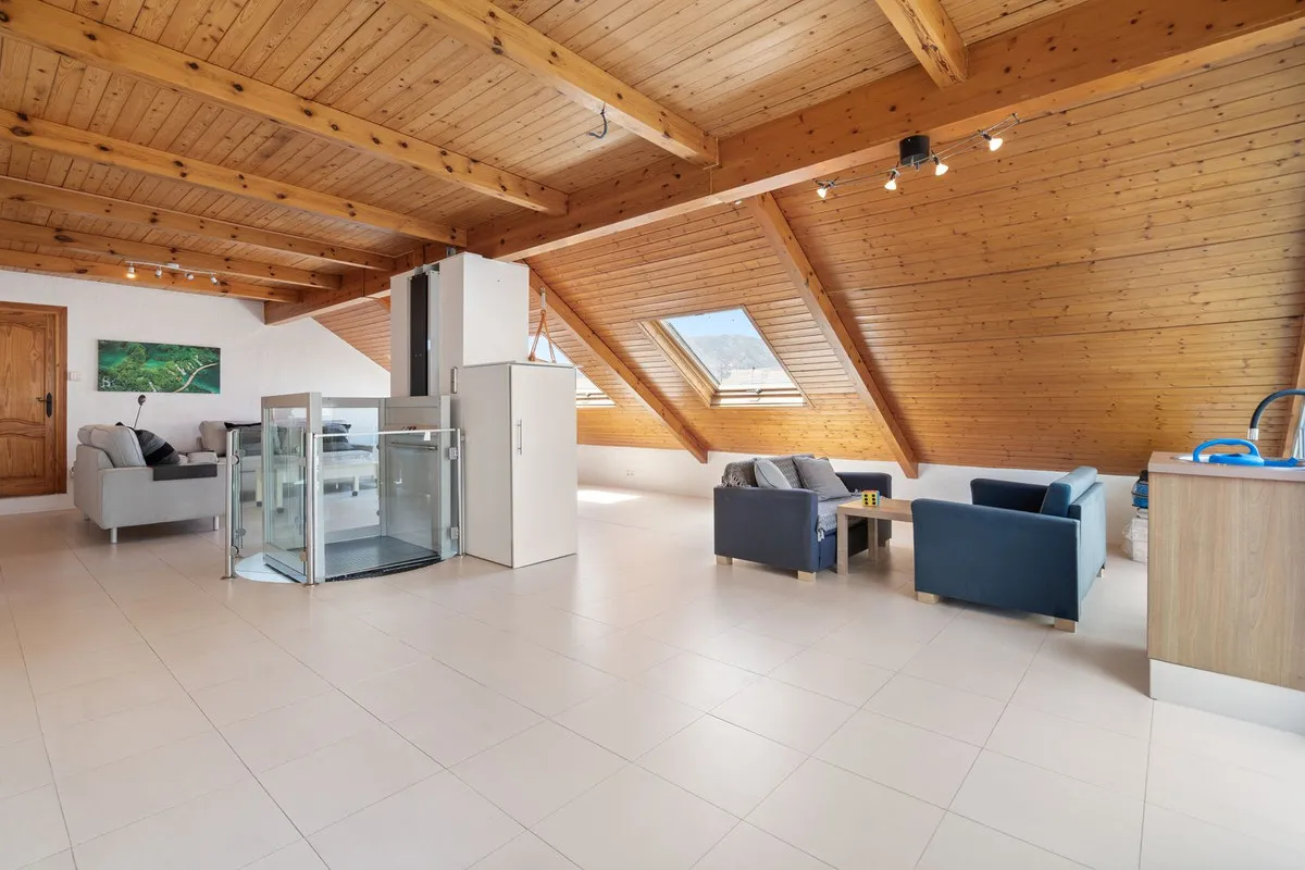 e005bed9-c019-4f4c-8880-421bf3dd78ec