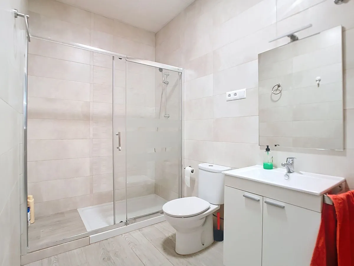 d7678815-cb57-4406-9fc8-f718b3cc02da