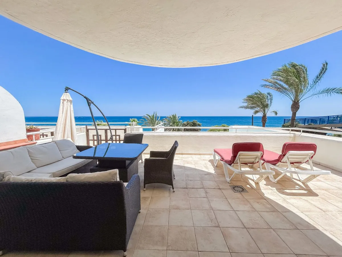 003ec7c9-2047-43d2-a83a-25bbd03b99da