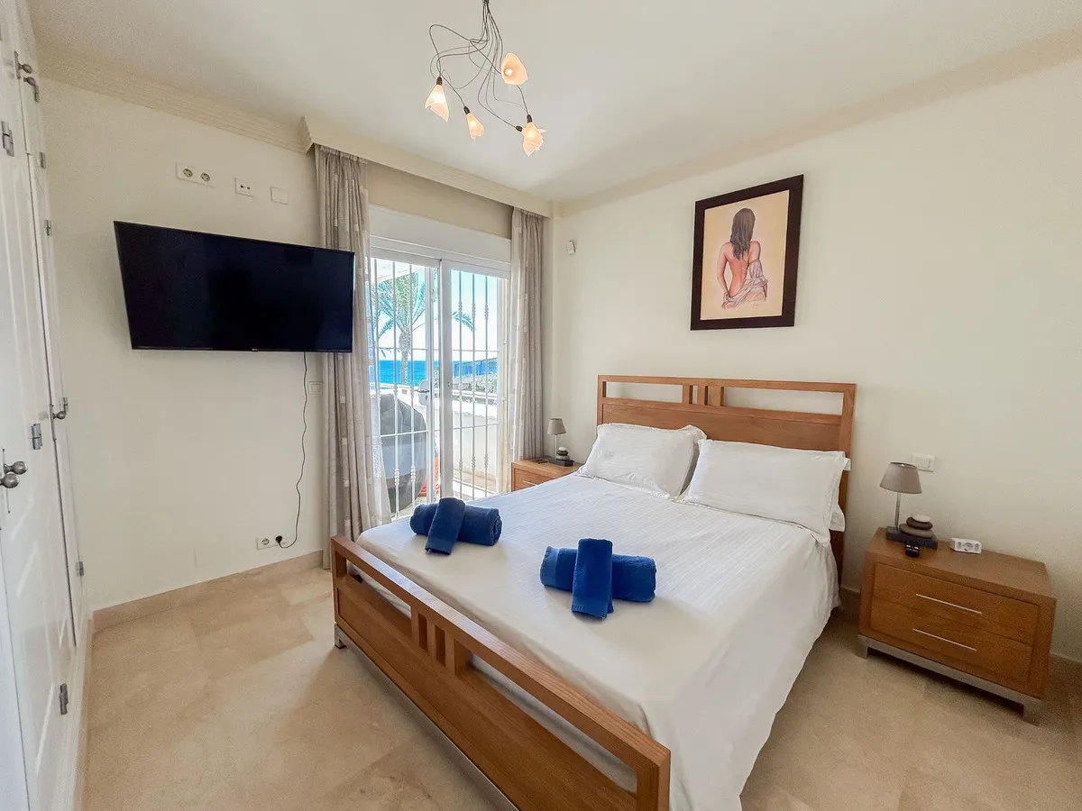 1ec93d3f-0a06-4213-a1c2-d419d9c1868d