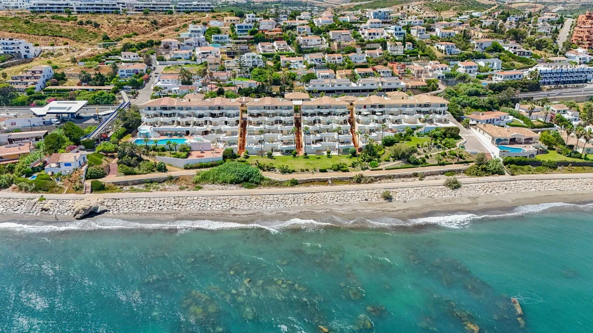 9ed04469-c5dc-4ce7-b465-b68b64548456