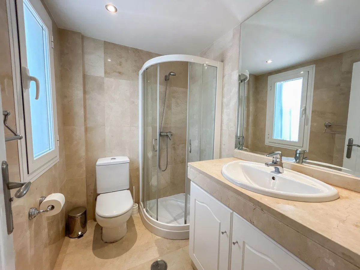 f143f729-a159-47a8-8c78-e5bcdcdc0478