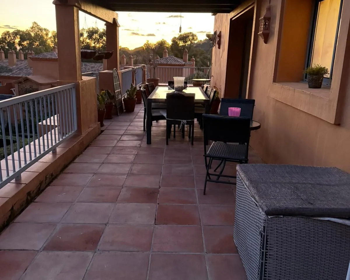 3d527974-c407-44df-8905-79bffb8e8502