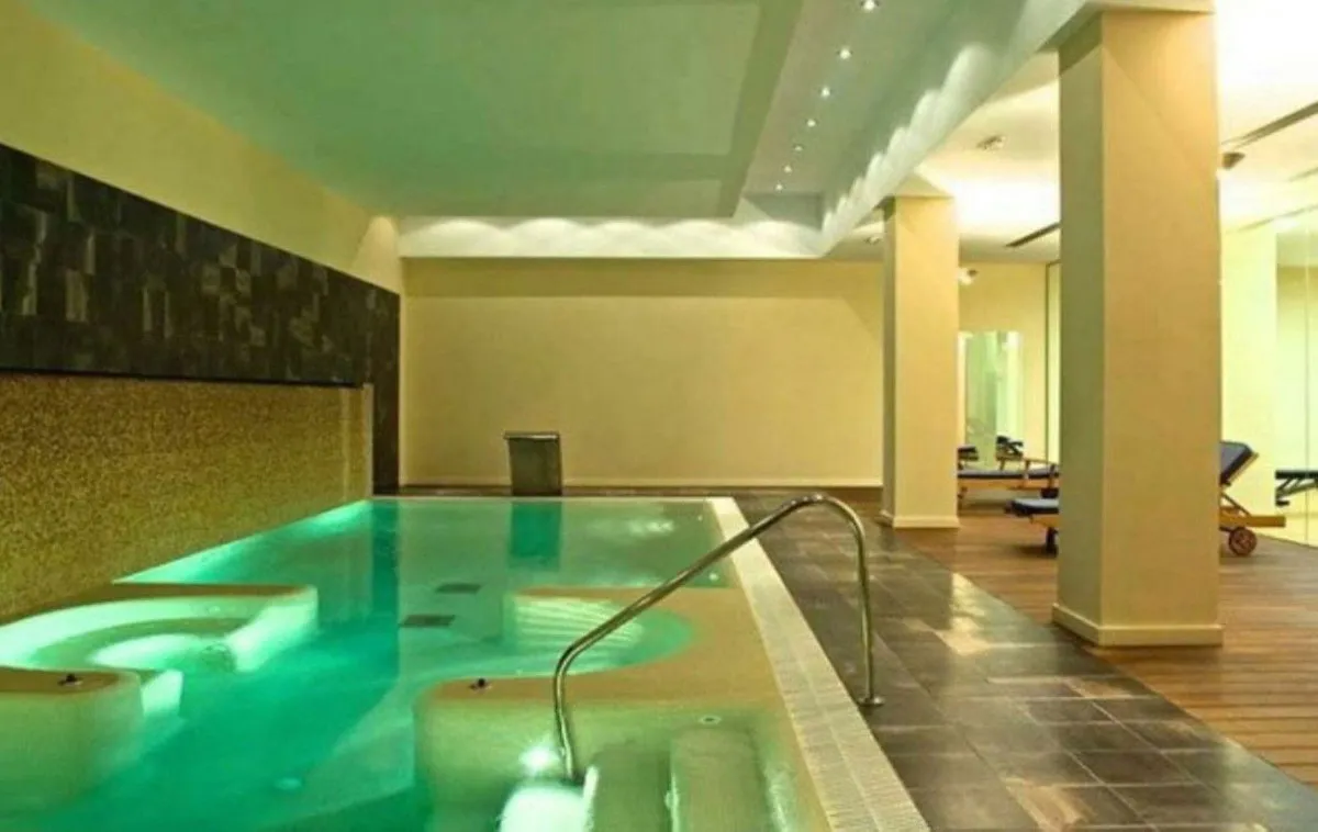 8e985de3-1472-4fba-8961-561e27b2a900