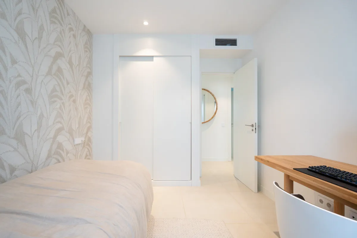 300dbedd-37f4-42ca-9cae-8f3a237d0826