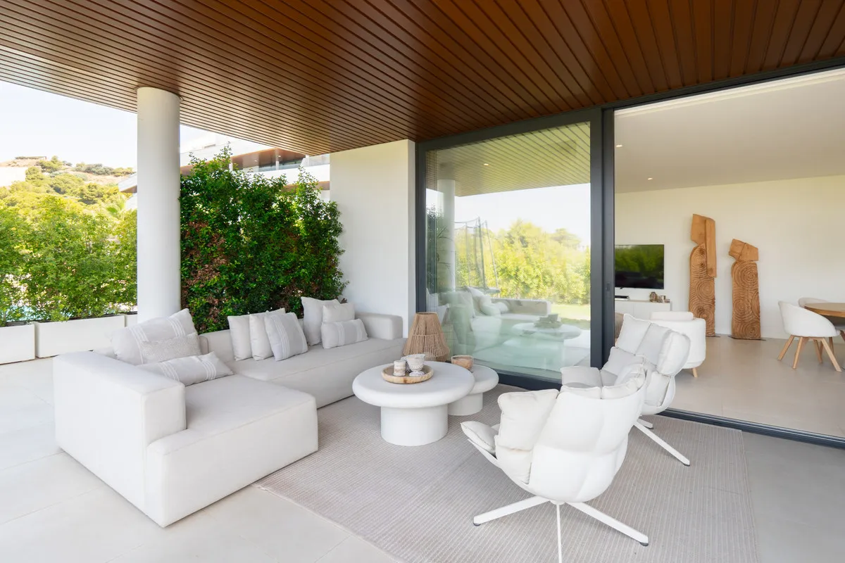 4a8a6df8-6da4-4424-987e-3739349a34ae