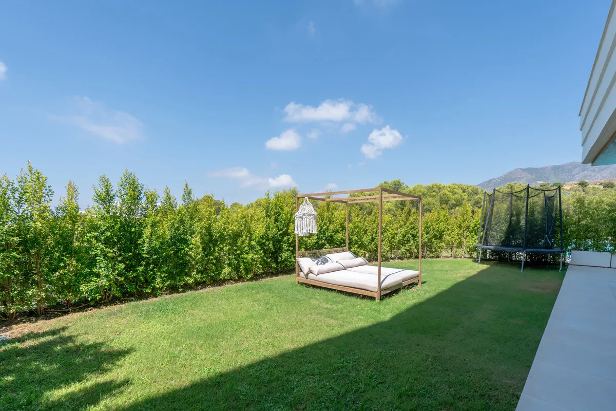 596f193f-ef5f-4dcd-8636-dd5771bc4d14