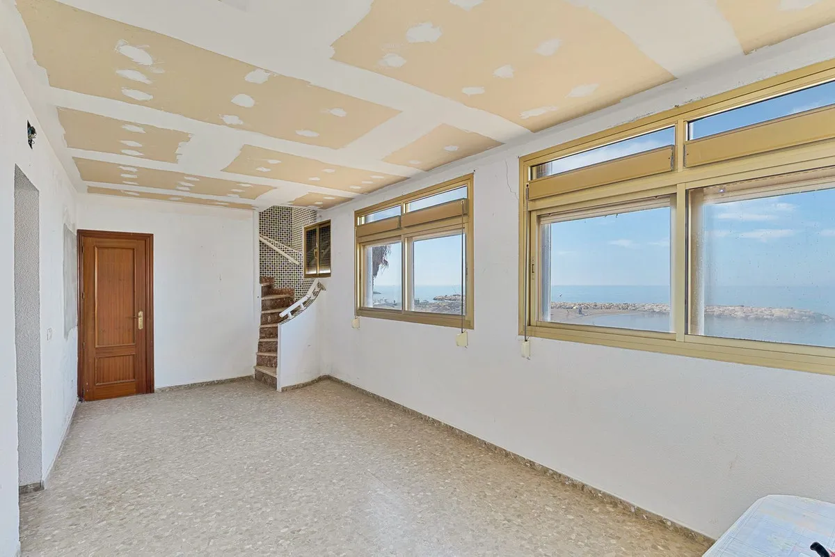 b9746abf-3560-4cac-b6fa-e2f59d284eda