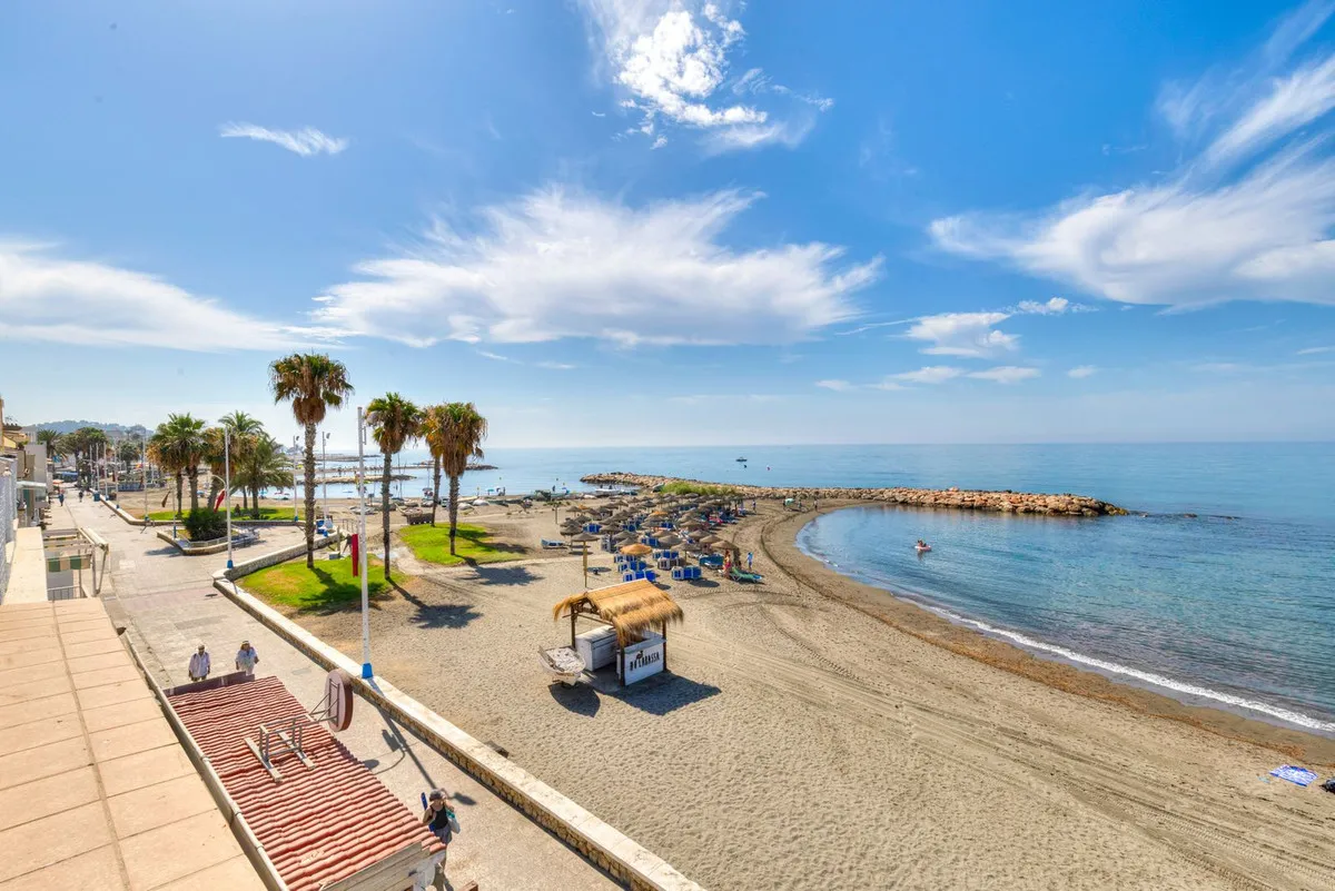 f6886dc0-08cf-4d20-82ad-7b51a72d4810