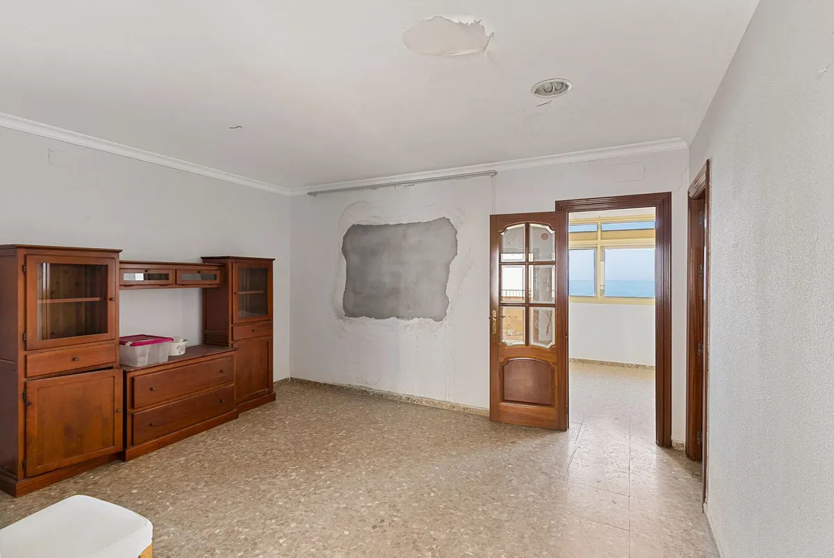 fe3c7364-4800-4027-8e84-2d1bde8a85f4