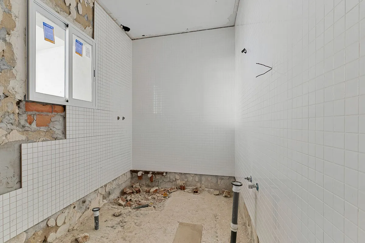 fece20f2-bbfb-4180-bfc1-d2addf281781