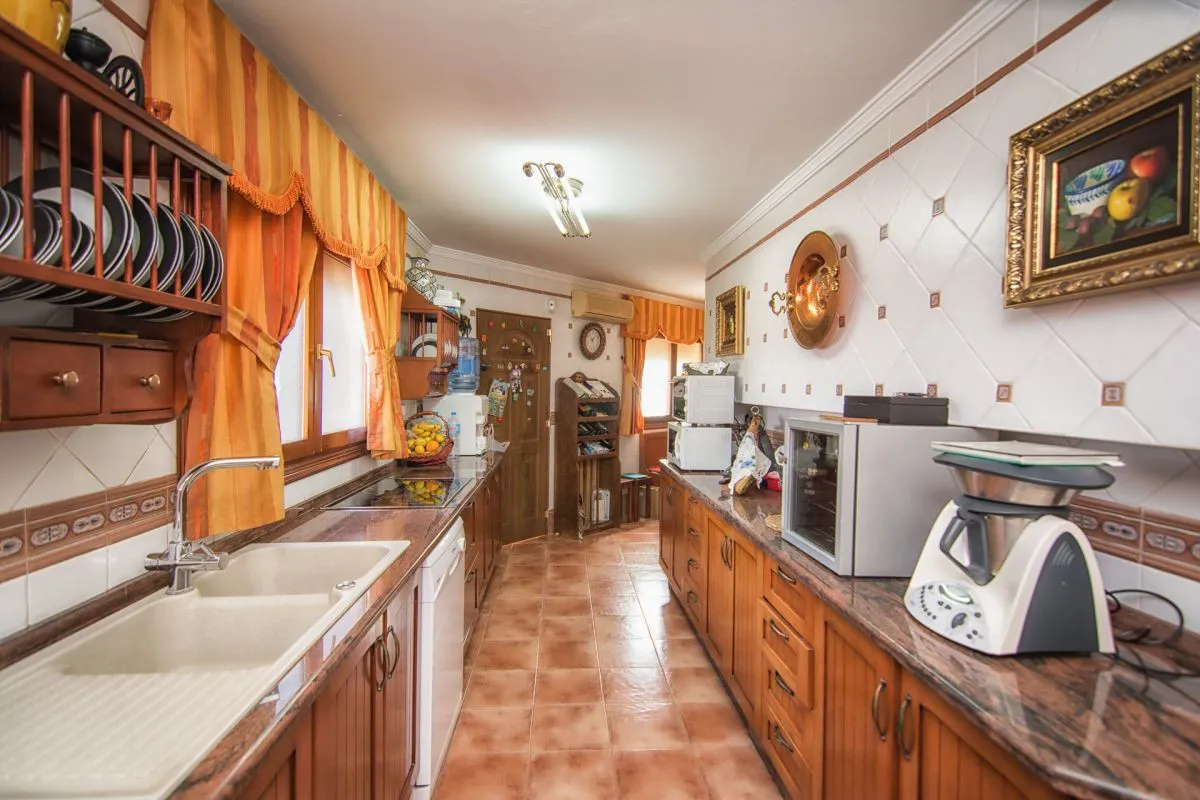 34ff5a71-e79d-44fa-b0bc-fdd205b62dad