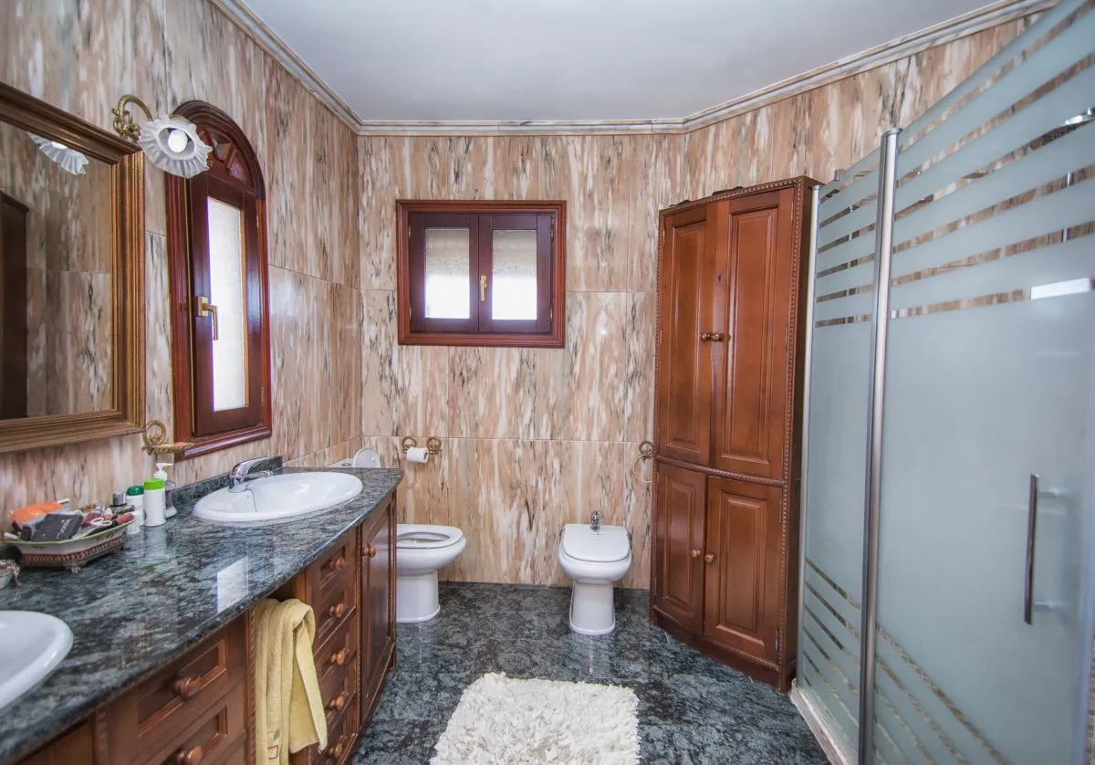 54064fcc-5ec3-421d-8d80-58c3802cf9e7