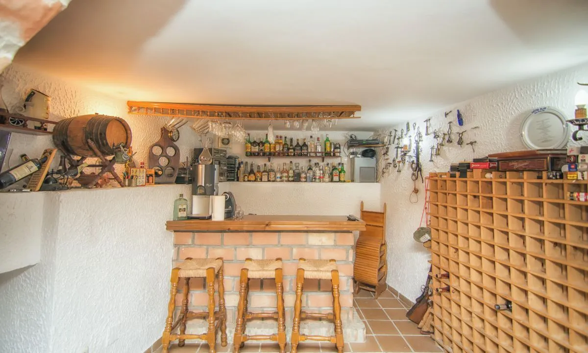 f2e7c732-ace5-4add-abef-e6fc4c24e00f