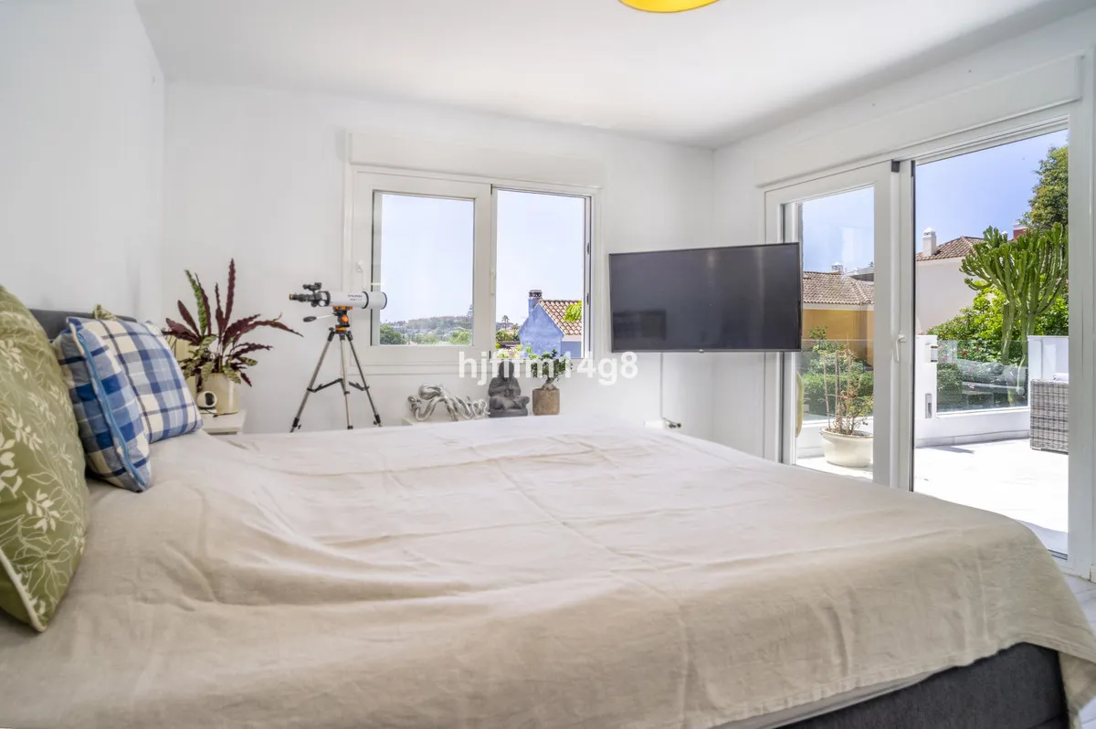 357991f4-4a7d-4cd8-9f82-08b8168541a4