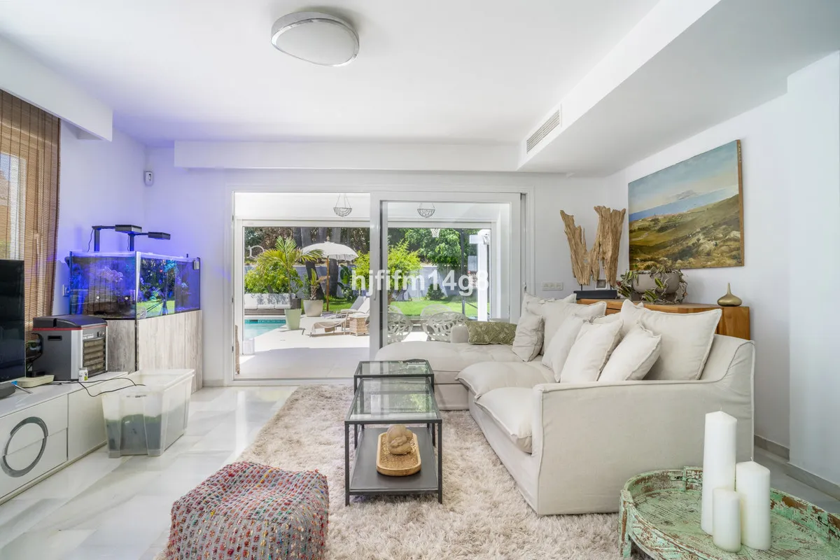 55f44c28-3aec-4dc5-9023-d30475d10c05