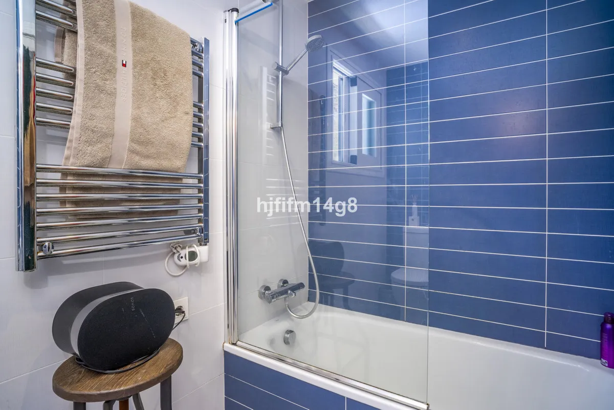 9d988a26-b98a-4d47-8a84-701faa86c833