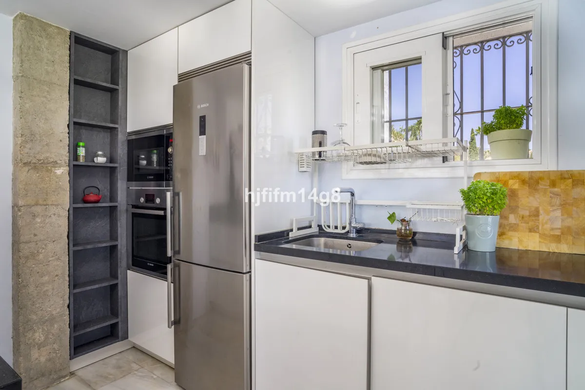 9e30abd2-b1ae-4eef-af31-8d06c5400e42