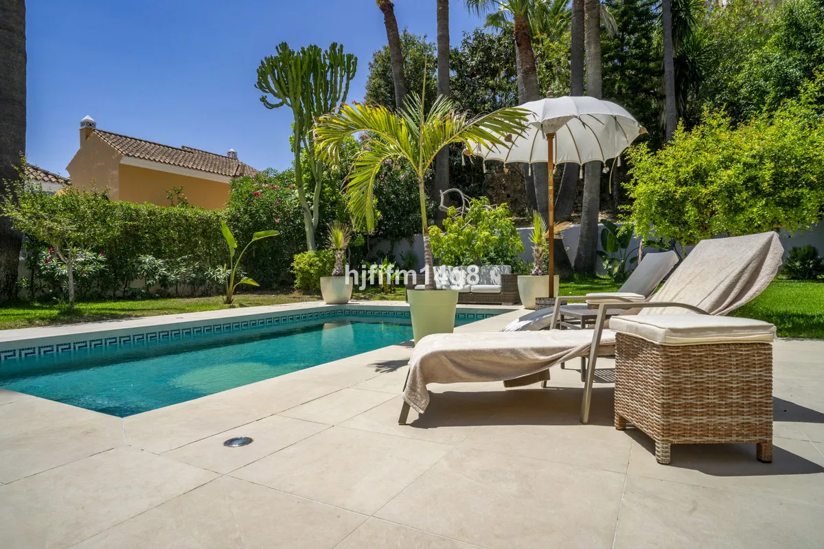 bf94a355-1648-430f-8181-1f69485247ac