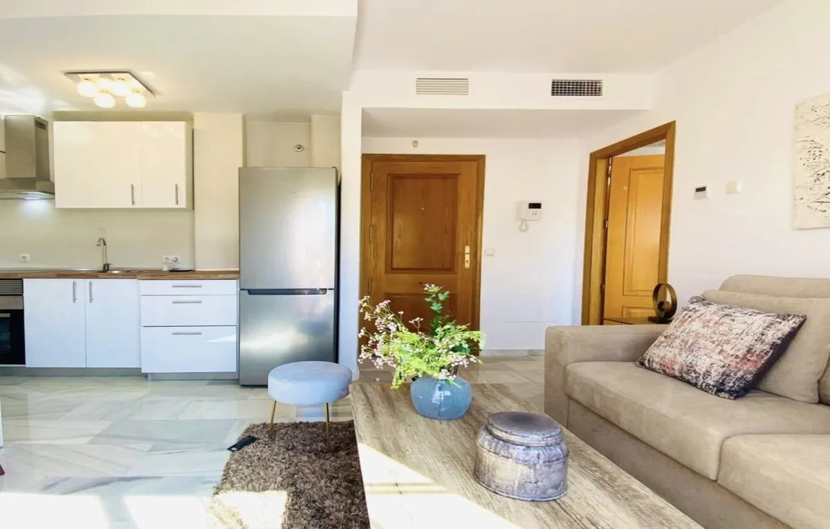 0e7e49d8-b17f-4e69-a69f-bf86d1f59ff7